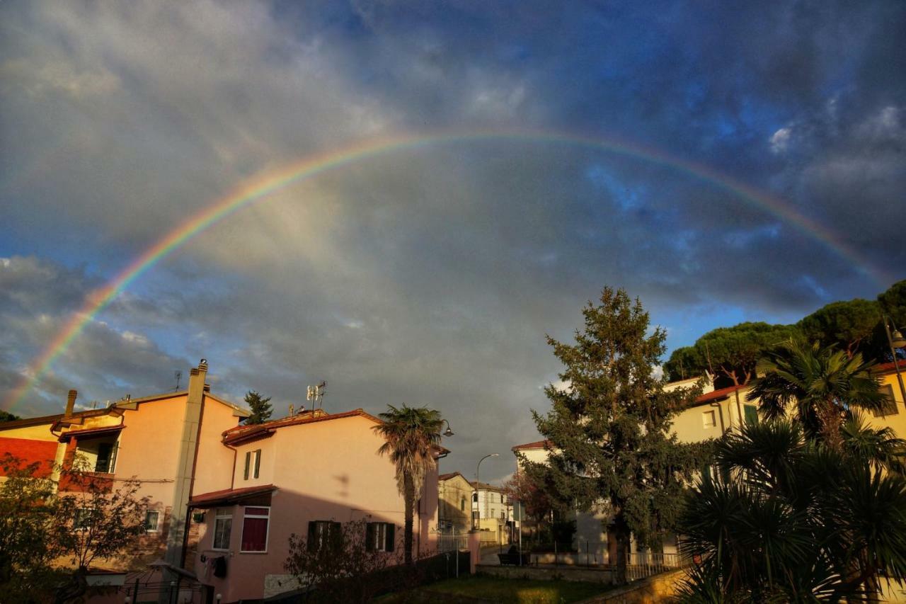 casa di Katia Apartment Collesalvetti Bagian luar foto