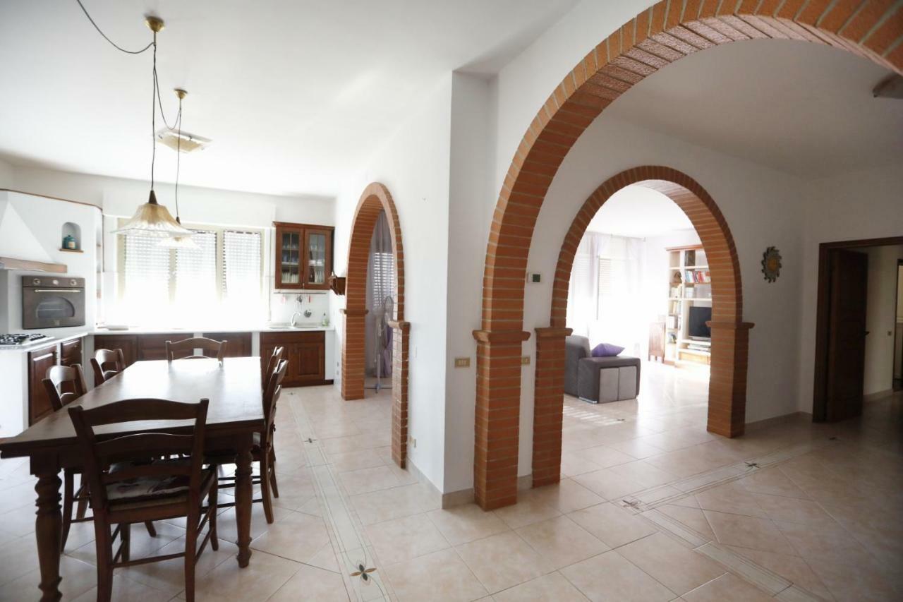 casa di Katia Apartment Collesalvetti Bagian luar foto